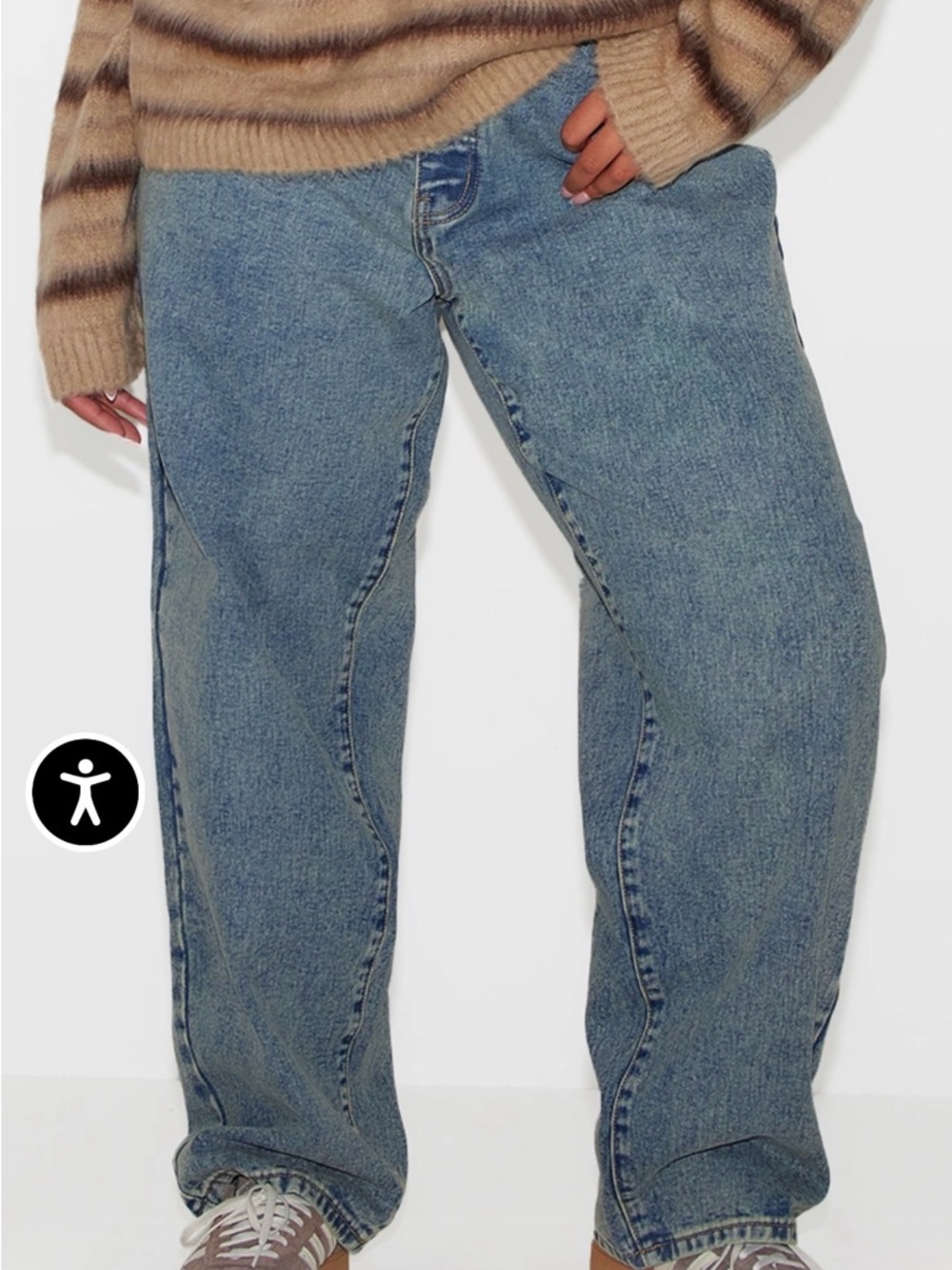 PrettyLittleThing Light Blue Button-Fly High-Rise Jeans